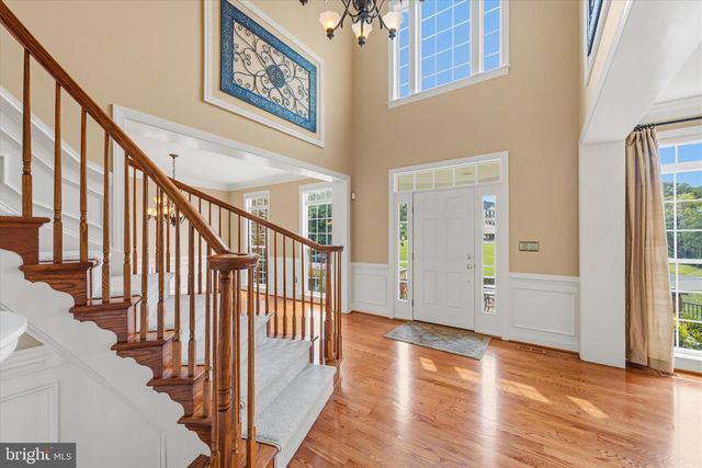 38800 BETTIS DR, Hamilton, VA 20158