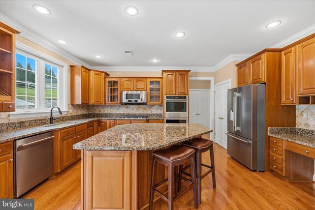 38800 BETTIS DR, Hamilton, VA 20158