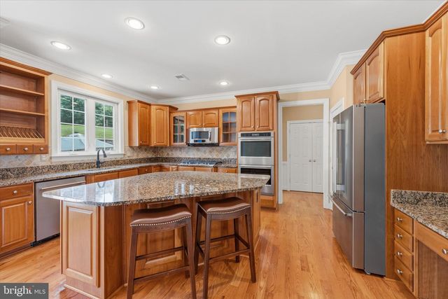 38800 BETTIS DR, Hamilton, VA 20158