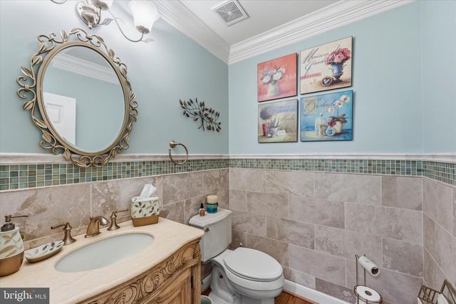 38800 BETTIS DR, Hamilton, VA 20158