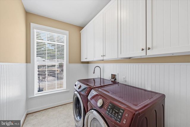 38800 BETTIS DR, Hamilton, VA 20158