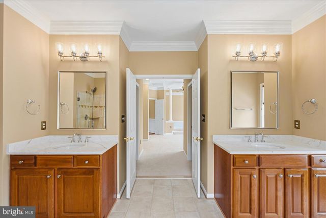 38800 BETTIS DR, Hamilton, VA 20158
