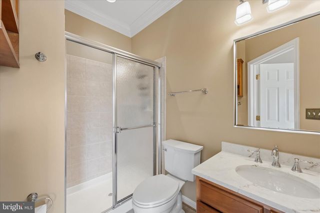 38800 BETTIS DR, Hamilton, VA 20158