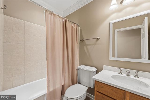 38800 BETTIS DR, Hamilton, VA 20158
