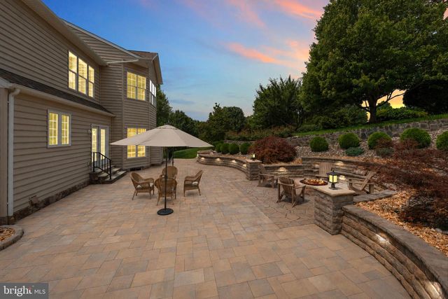 38800 BETTIS DR, Hamilton, VA 20158
