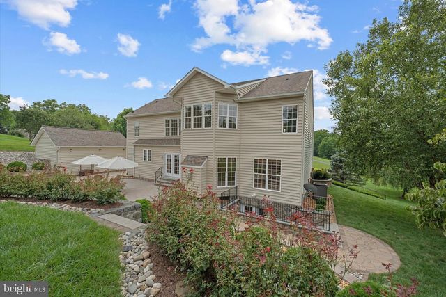 38800 BETTIS DR, Hamilton, VA 20158
