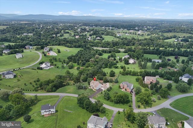 38800 BETTIS DR, Hamilton, VA 20158
