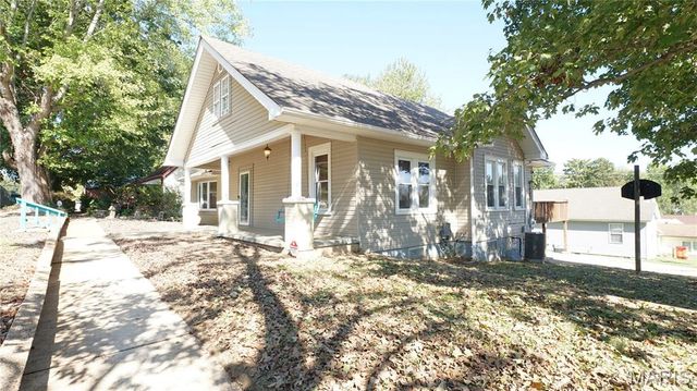 311 W Richardson Ave, Puxico, MO 63960