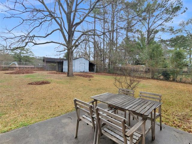 114 Woodcrest Drive, Griffin, GA 30223