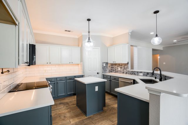 245 Bent Creek Drive, Waxahachie, TX 75165