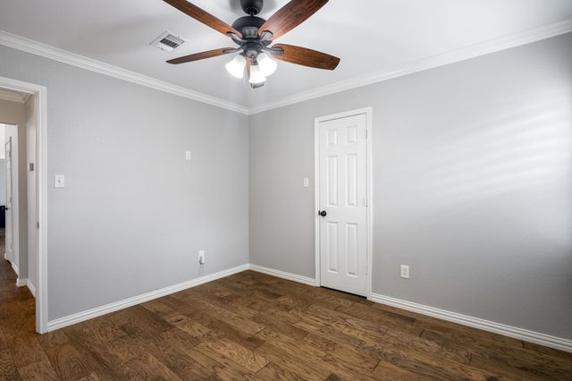 245 Bent Creek Drive, Waxahachie, TX 75165