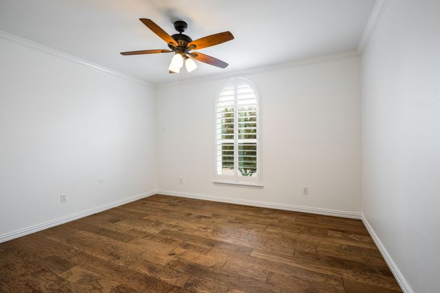 245 Bent Creek Drive, Waxahachie, TX 75165