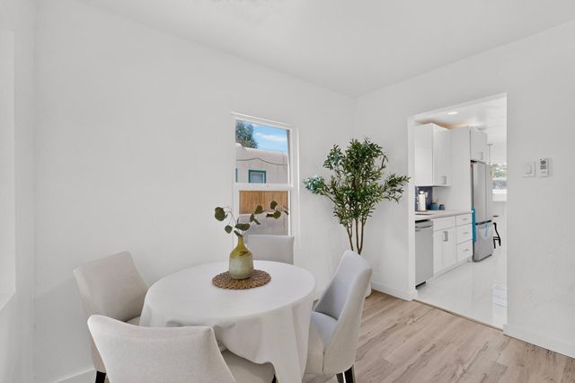 413 Princeton Drive SE, Albuquerque, NM 87106