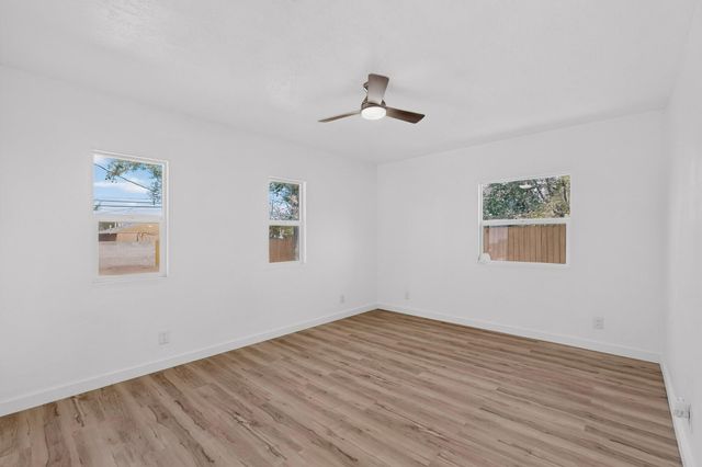 413 Princeton Drive SE, Albuquerque, NM 87106