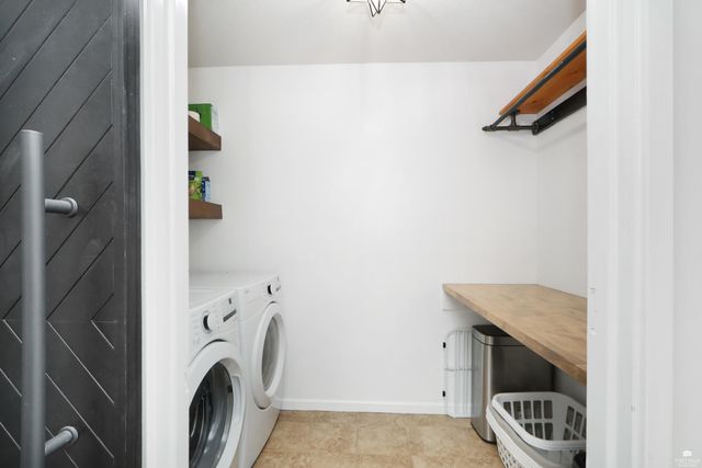 1000 Lobdell Drive, Manhattan, KS 66503