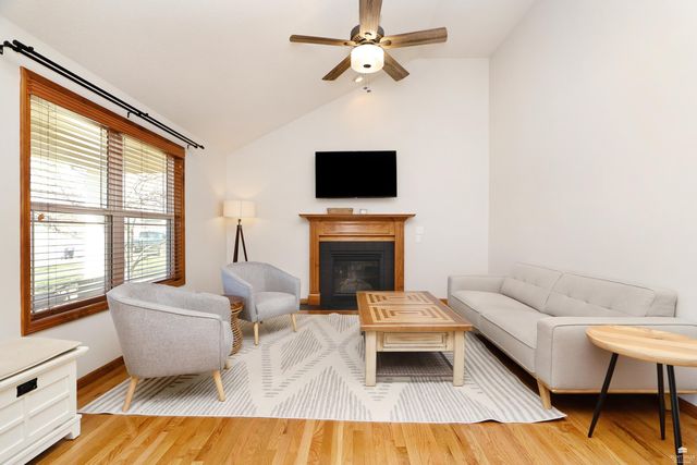 1000 Lobdell Drive, Manhattan, KS 66503