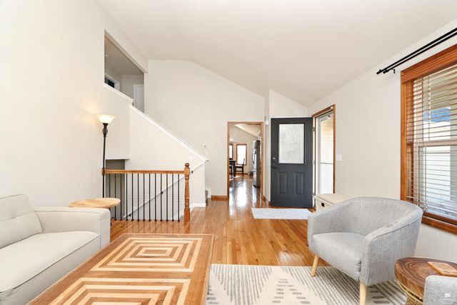 1000 Lobdell Drive, Manhattan, KS 66503