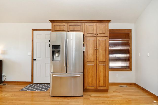 1000 Lobdell Drive, Manhattan, KS 66503