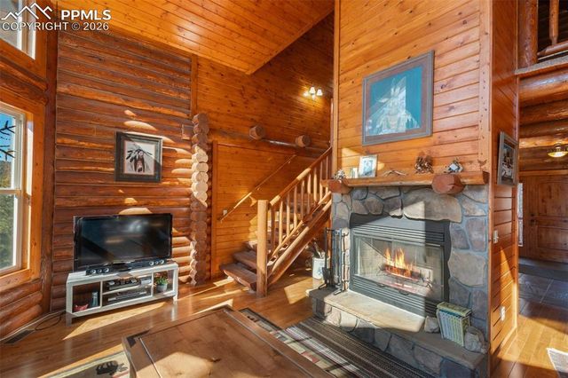 10449 CR 1 Road, Florissant, CO 80816