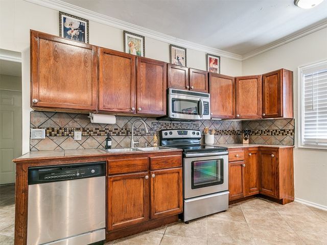 1122 NW 42nd Street, Oklahoma City, OK 73118
