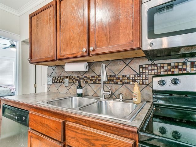 1122 NW 42nd Street, Oklahoma City, OK 73118