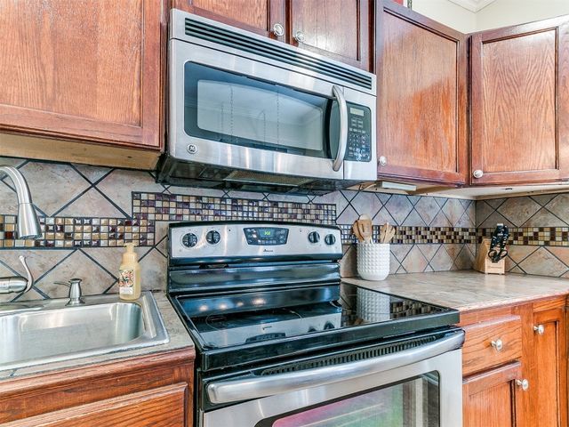 1122 NW 42nd Street, Oklahoma City, OK 73118