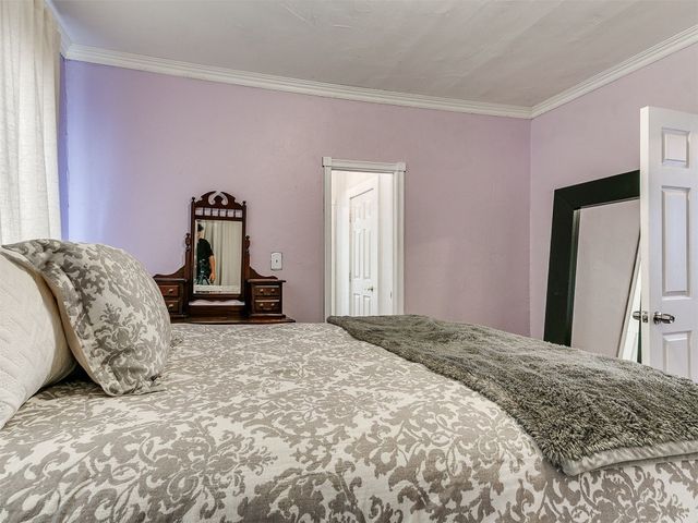1122 NW 42nd Street, Oklahoma City, OK 73118