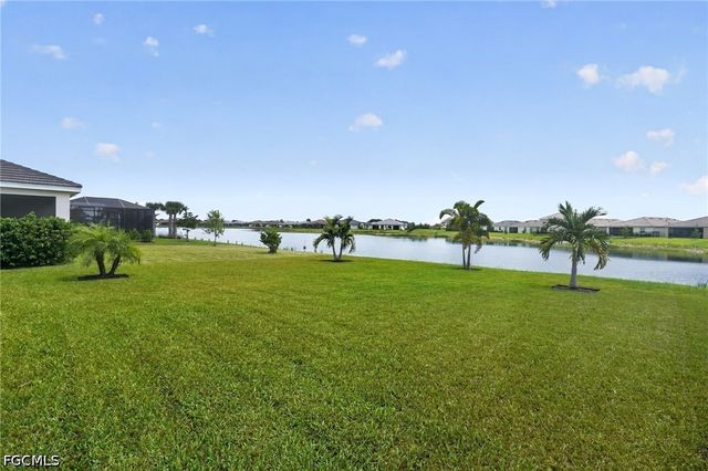 3943 E Hampton CIR, Alva, FL 33920