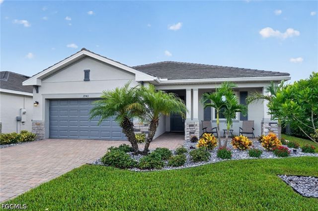 3943 E Hampton CIR, Alva, FL 33920