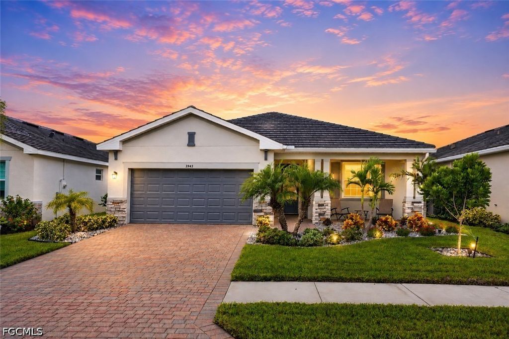 3943 E Hampton CIR, Alva, FL 33920