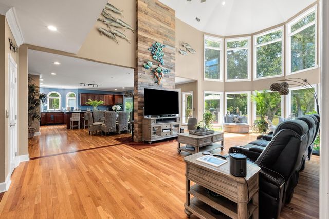 975 Mayfield Street, Summerville, SC 29485