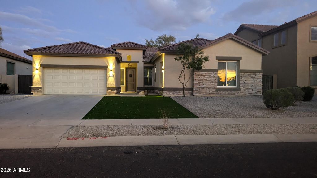 7517 N 86th Avenue, Glendale, AZ 85305 — exterior