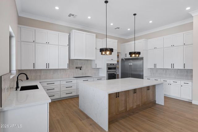 35929 N EVERMORE MADISON Street, San Tan Valley, AZ 85140