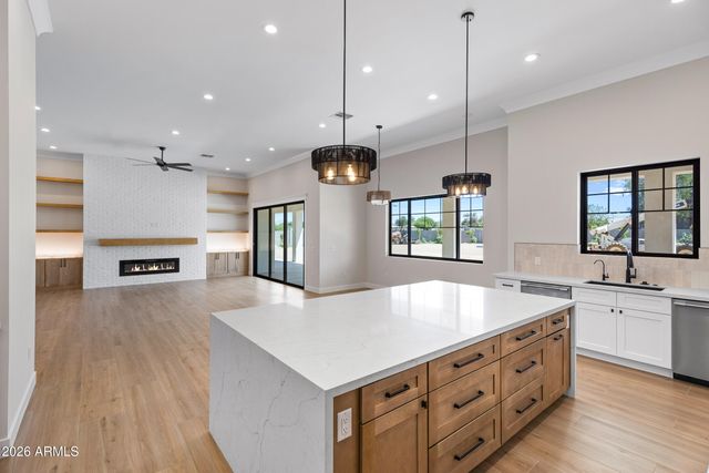 35929 N EVERMORE MADISON Street, San Tan Valley, AZ 85140