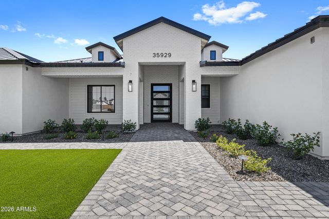 35929 N EVERMORE MADISON Street, San Tan Valley, AZ 85140