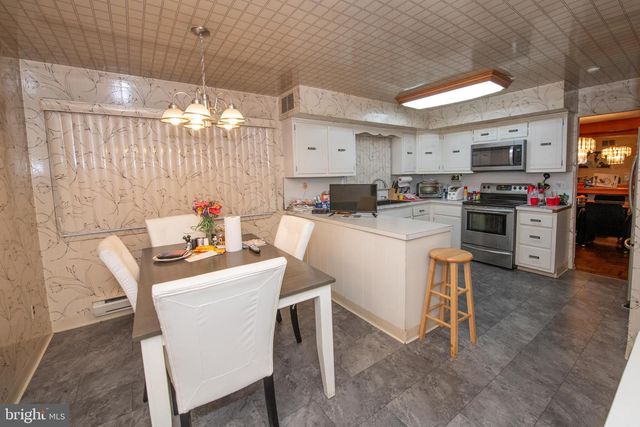 1210 METTLER RD, Huntingdon Valley, PA 19006