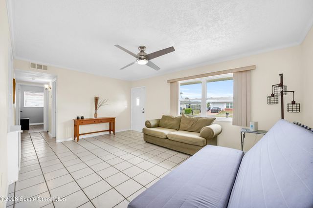 2963 Chipper Drive NE, Palm Bay, FL 32905