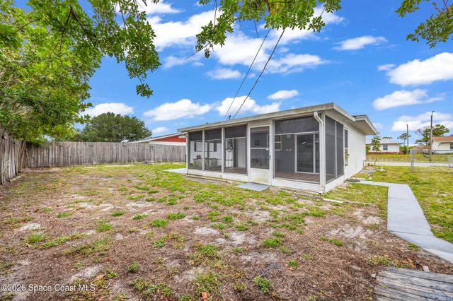 2963 Chipper Drive NE, Palm Bay, FL 32905