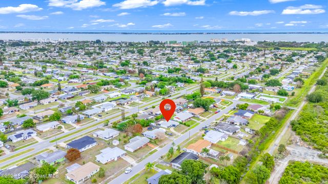 2963 Chipper Drive NE, Palm Bay, FL 32905