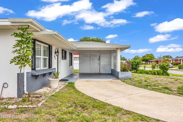 2963 Chipper Drive NE, Palm Bay, FL 32905