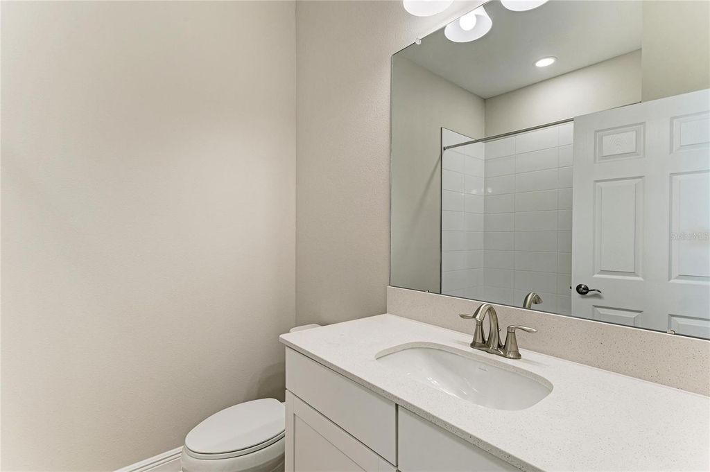 Image 22 of property listing at 12350 OAK HILL WAY, Parrish, FL 34219