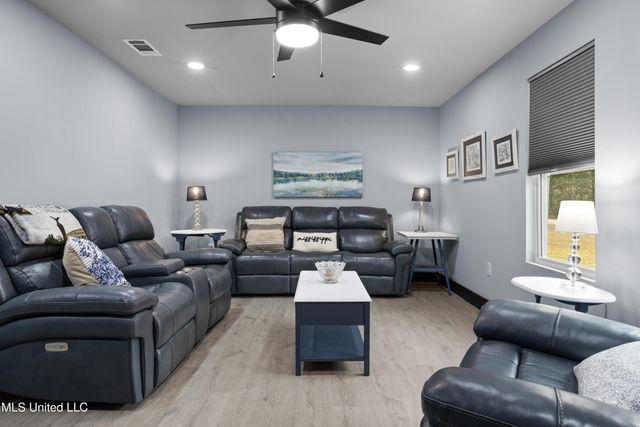 254 Pine Ridge Drive, Waveland, MS 39576