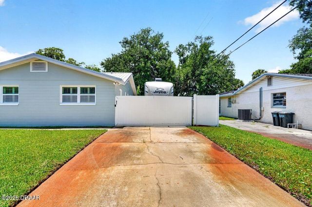 2334 Citrus Avenue, South Daytona, FL 32119