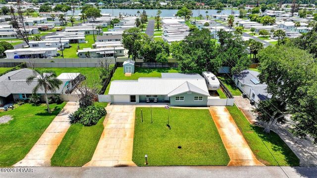 2334 Citrus Avenue, South Daytona, FL 32119