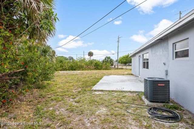 3000 Garden Terrace NE, Palm Bay, FL 32905