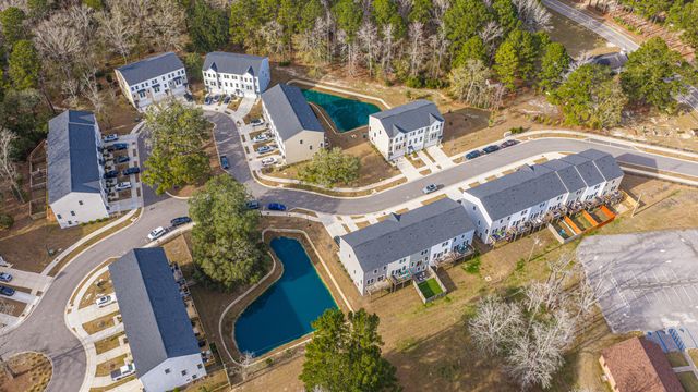 1015 Pettiford Place, Hanahan, SC 29410