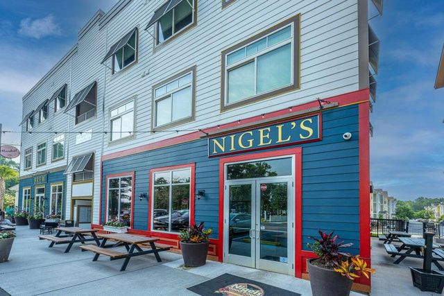 1015 Pettiford Place, Hanahan, SC 29410