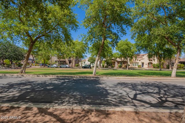 21153 W GLEN Street, Buckeye, AZ 85396