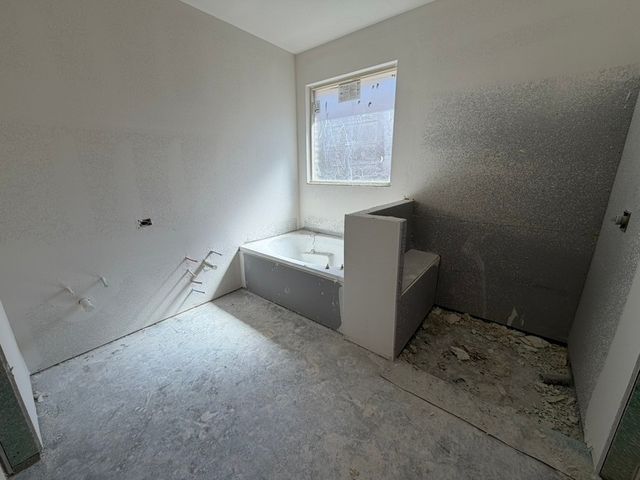 529 Waterford Park Boulevard, Weatherford, TX 76087