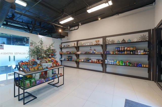 601 NE 36th Street 3112, Miami, FL 33137